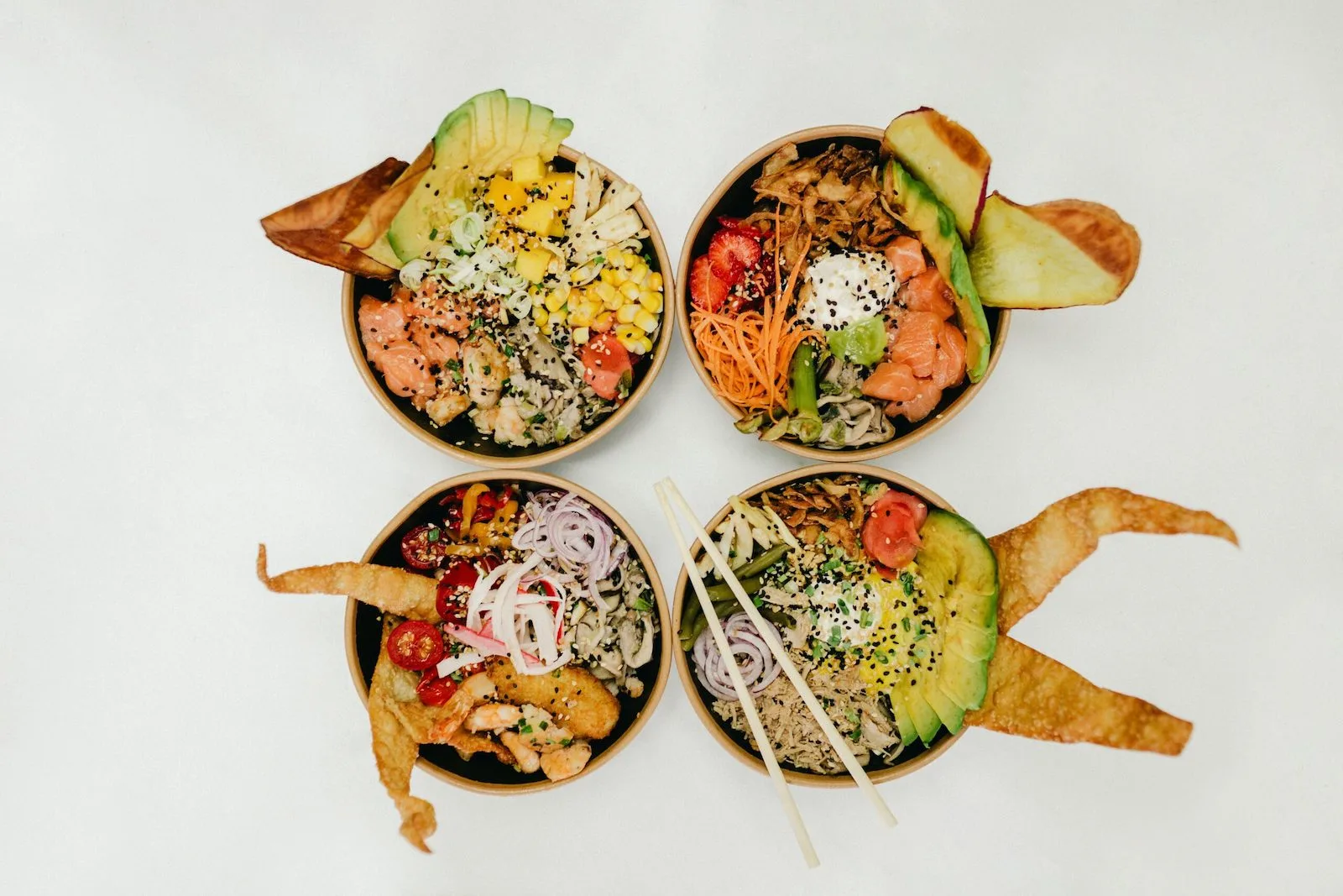 Poke bowl med friske grøntsager